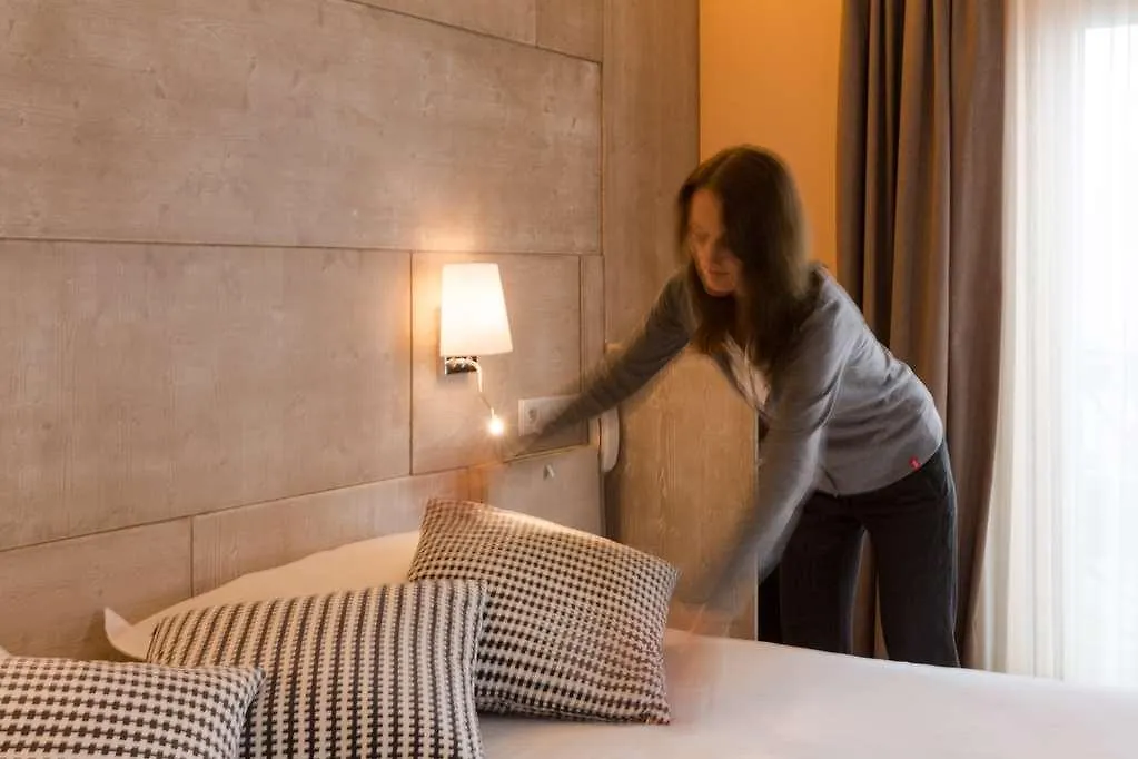 The Originals Boutique Hotel Alize Evian Les Bains Франция